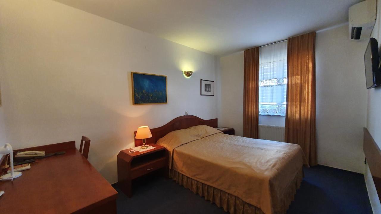 Hotel Sporn Radomlje Luaran gambar