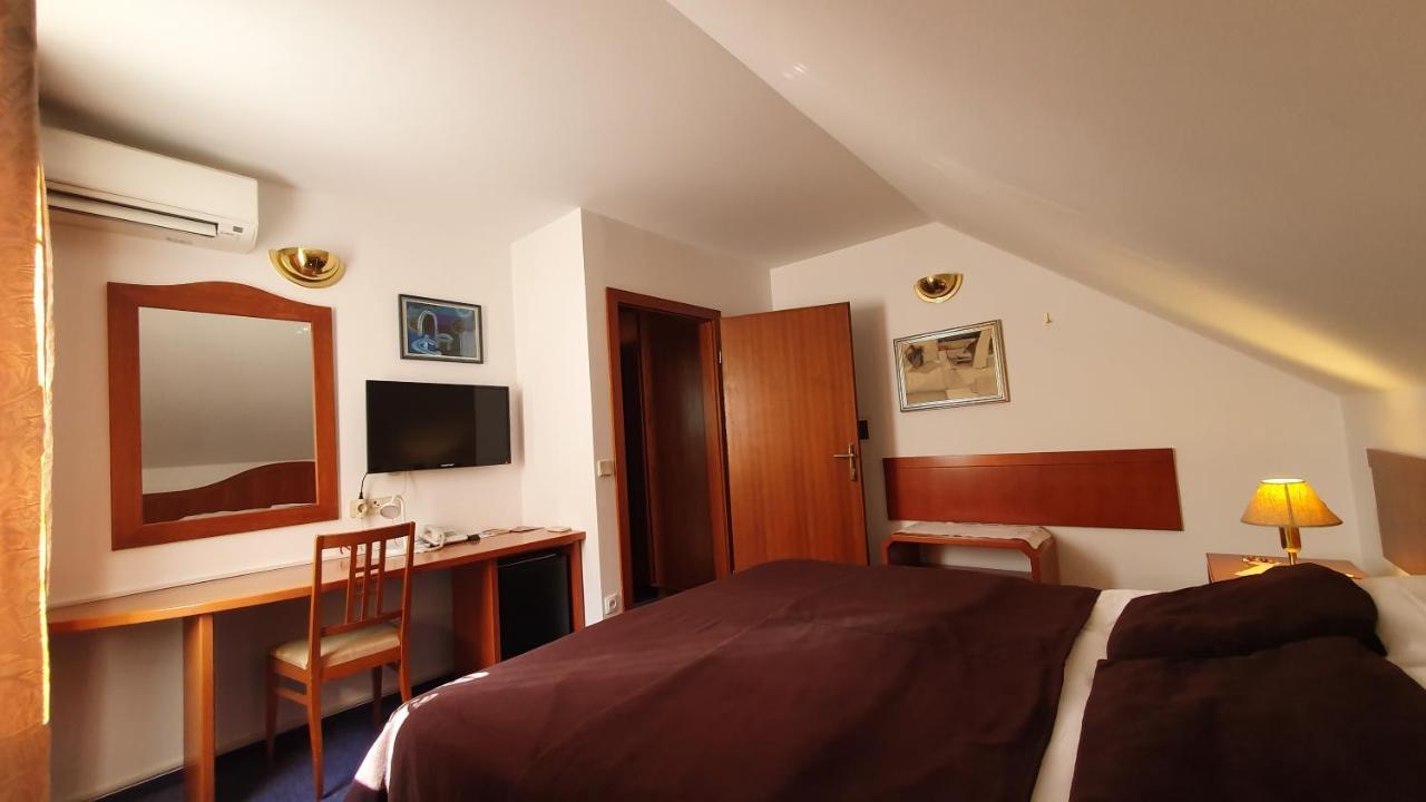 Hotel Sporn Radomlje Luaran gambar